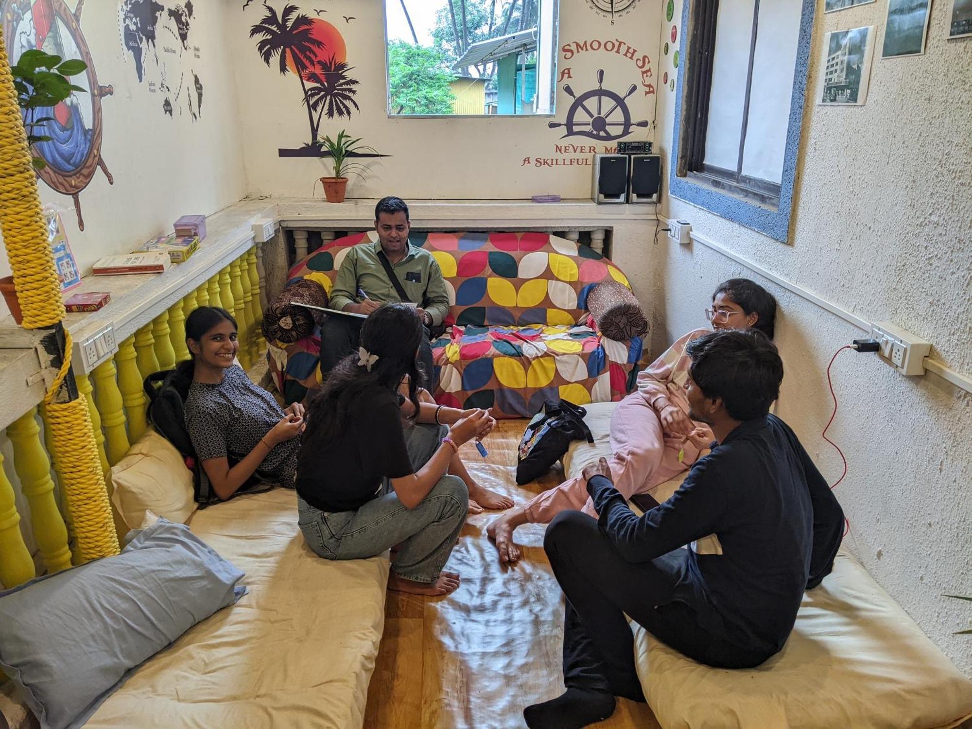 Awaara Backpackers Hostel, Alibag Luaran gambar